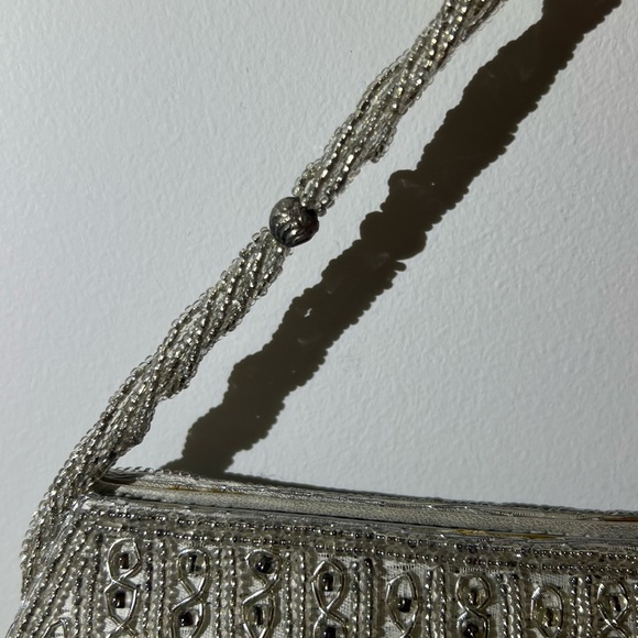 Silver Vintage Evening Clutch - Picture 2 of 3